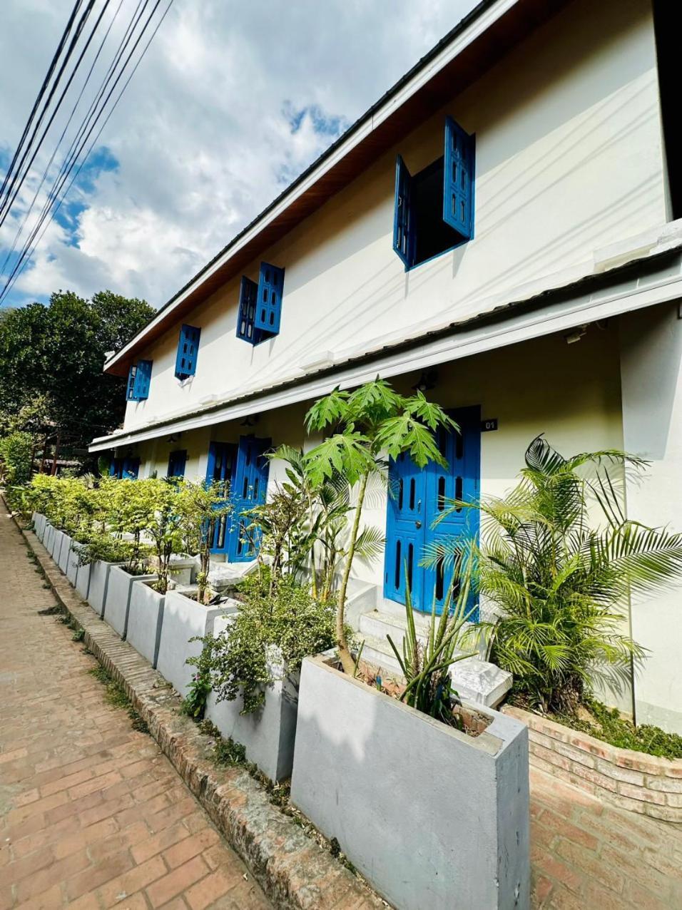 Zen Boutique House Hotell Luang Prabang Exteriör bild